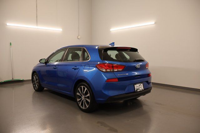 Used 2018 Hyundai Elantra GT FWD image 4