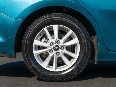 Used 2025 Toyota Camry LE FWD image 7