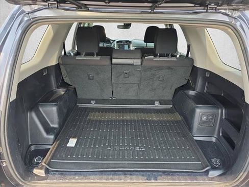 Used 2020 Toyota 4Runner SR5 AWD/4WD image 12