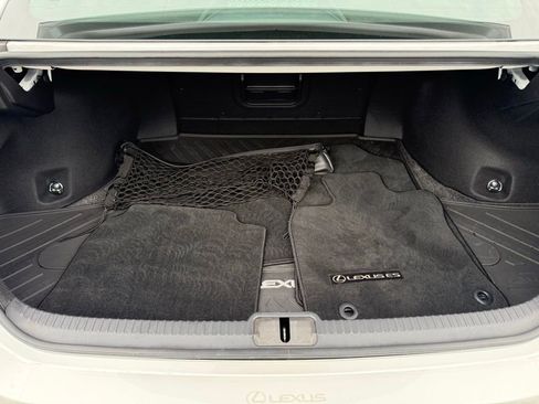 Used 2023 Lexus ES 350 w/ Premium Package image 17