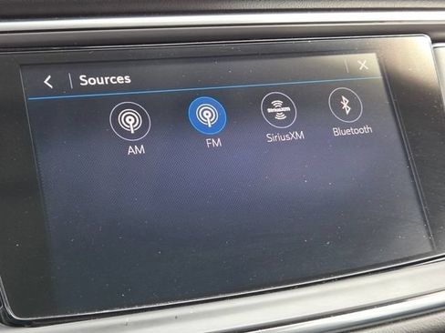 Used 2020 Buick Enclave Avenir w/ Avenir Technology Package AWD/4WD image 18