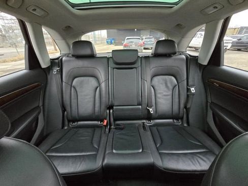 Used 2017 Audi Q5 2.0T Premium image 18