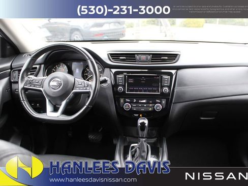 Used 2018 Nissan Rogue SL image 18