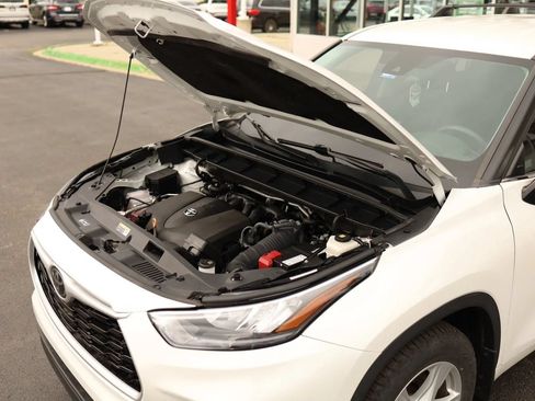 Used 2020 Toyota Highlander L AWD/4WD image 62