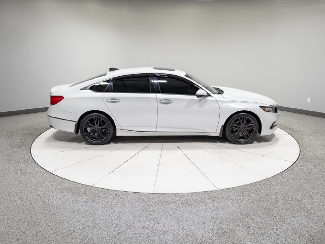 Used 2022 Honda Accord Touring image 8