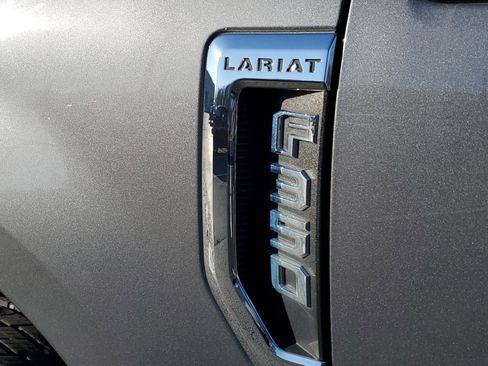Used 2021 Ford F350 Lariat w/ Lariat Value Package image 7