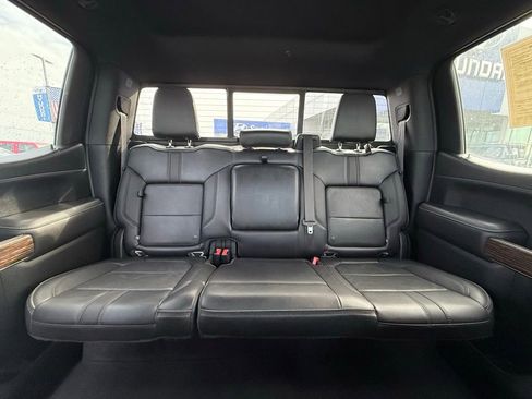 Used 2020 Chevrolet Silverado 1500 High Country w/ Technology Package image 31