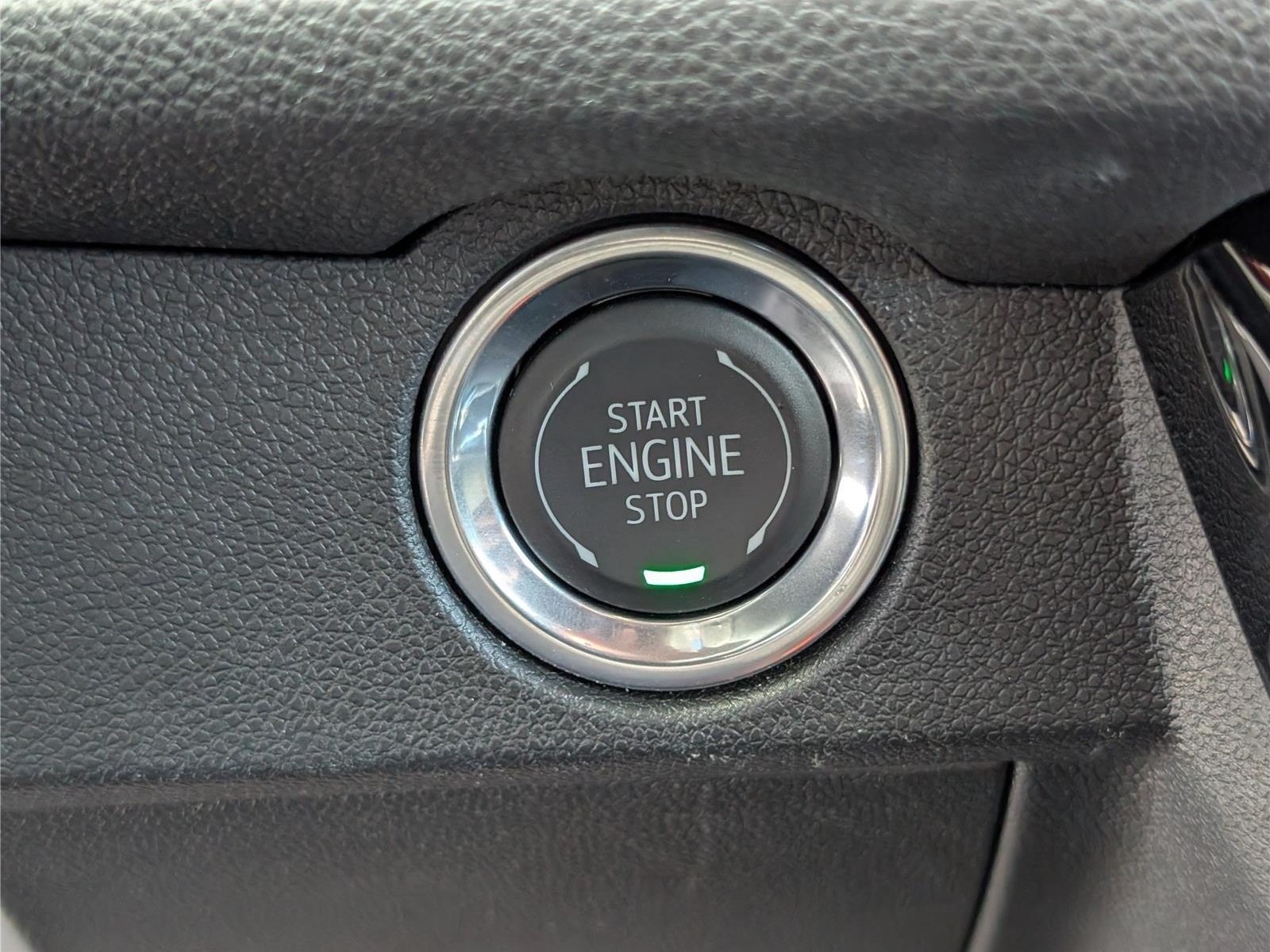 Used 2026 Chevrolet Traverse RS AWD/4WD image 29