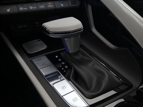 New 2026 Hyundai Elantra Limited FWD image 20