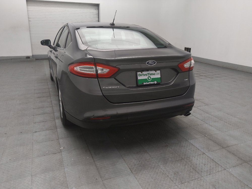 Used 2016 Ford Fusion SE FWD image 5