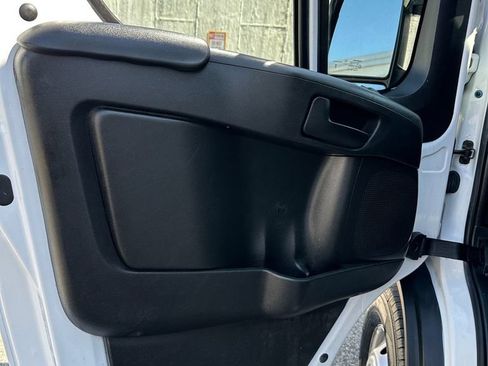 Used 2023 RAM ProMaster 2500 FWD image 7