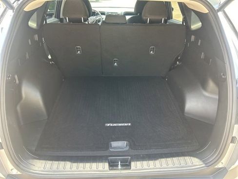 Used 2022 Hyundai Tucson XRT FWD image 18