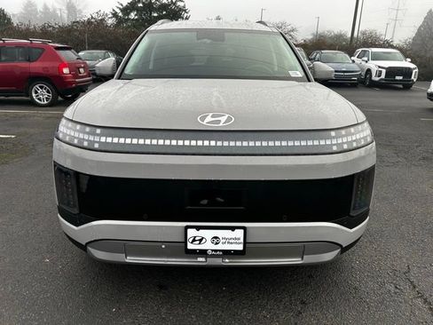 New 2026 Hyundai Ioniq 9 S image 3