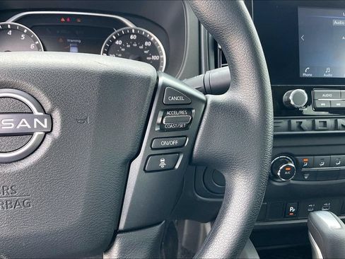 Used 2025 Nissan Frontier S RWD image 9