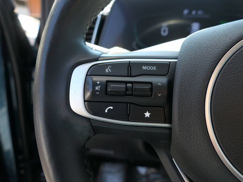 Used 2023 Kia Sportage EX AWD/4WD image 13
