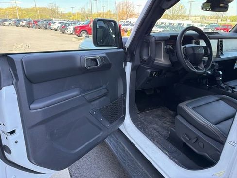 New 2026 Ford Bronco Outer Banks AWD/4WD image 10