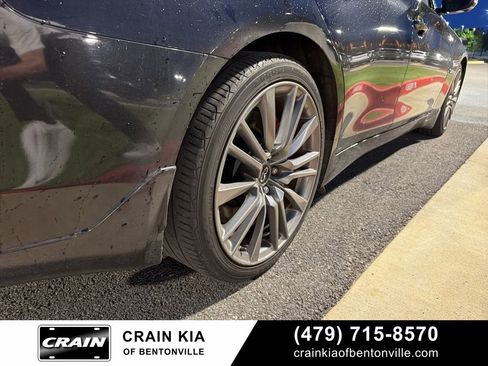 Used 2018 INFINITI Q50 Red Sport 400 w/ Sensory Package (Sport) RWD image 8