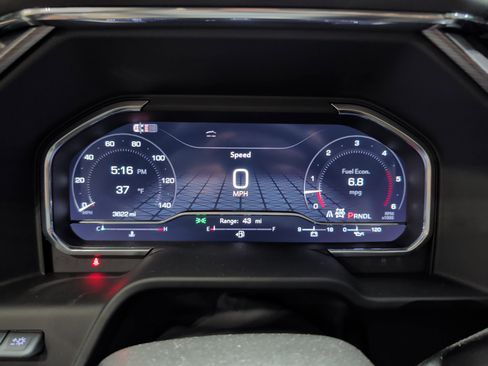 Used 2025 GMC Sierra 2500 Denali Ultimate image 9