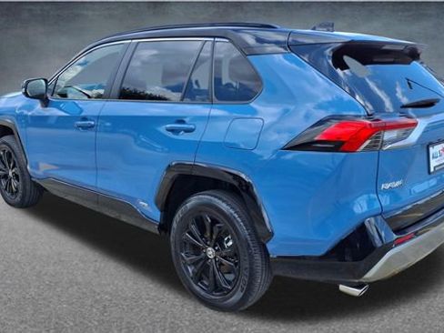 Used 2025 Toyota RAV4 XSE AWD/4WD image 4