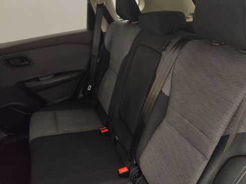Used 2021 Nissan Rogue S FWD image 18