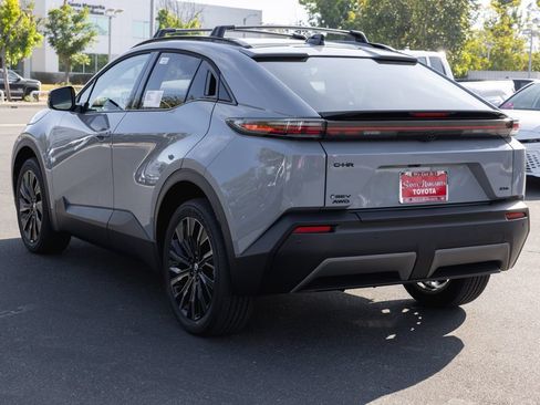 New 2026 Toyota C-HR AWD/4WD image 7