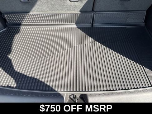 New 2026 Buick Enclave Preferred w/ Power Package image 15