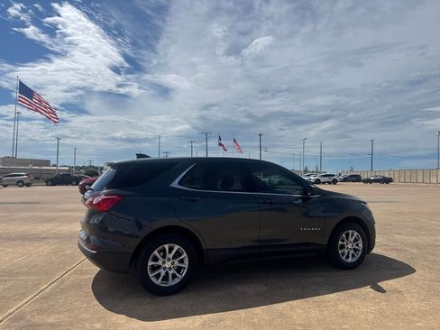 Used 2020 Chevrolet Equinox LT FWD image 21