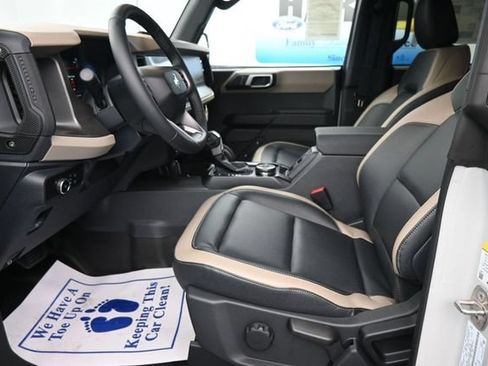 New 2026 Ford Bronco Big Bend w/ Black Diamond Package AWD/4WD image 12