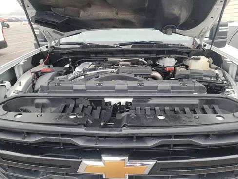 Used 2024 Chevrolet Silverado 3500 W/T image 16