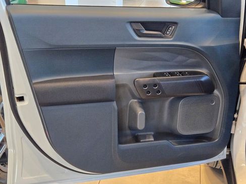 New 2026 Ford Maverick XL image 17