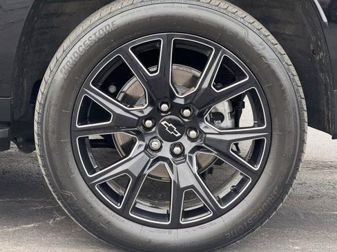 Used 2024 Chevrolet Suburban RST w/ Sport Performance Package image 11