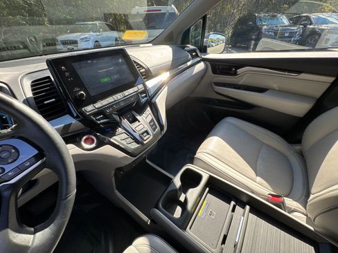 Certified 2023 Honda Odyssey Elite image 26