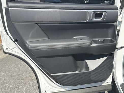 New 2027 Hyundai Santa Fe SEL FWD image 24