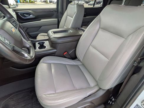 Used 2021 Chevrolet Tahoe LT w/ LT Signature Package image 13