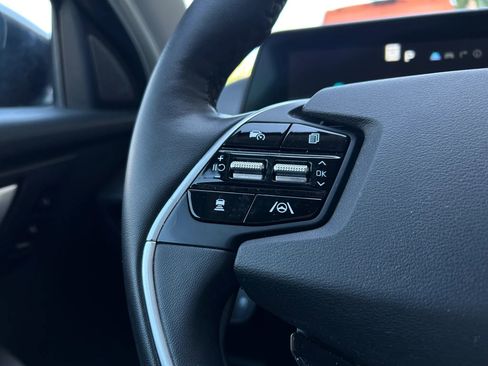 Used 2022 Kia EV6 Wind AWD/4WD image 20