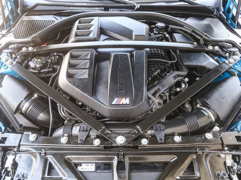 Used 2025 BMW M3 image 24