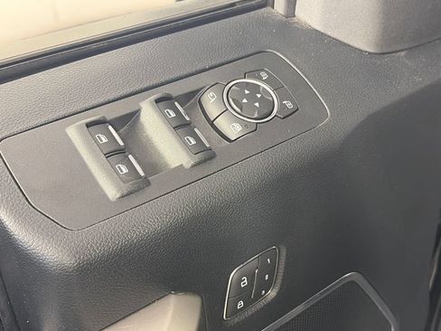 Used 2020 Ford F150 Lariat w/ Equipment Group 502A Luxury AWD/4WD image 26