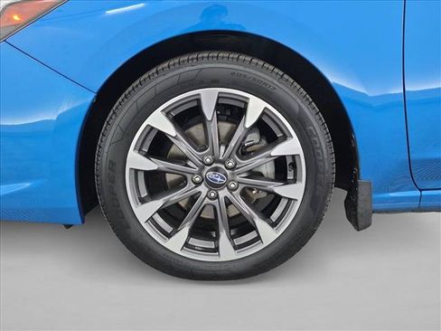 Used 2022 Subaru Impreza 2.0i Limited w/ Popular Package #2 AWD/4WD image 26