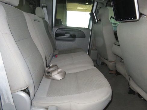 Used 2005 Ford F350 XLT image 27