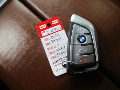 Used 2022 BMW X5 M50i w/ Executive Package image 38