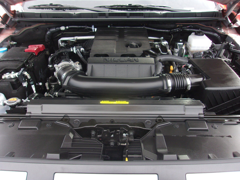 Used 2025 Nissan Frontier PRO-4X AWD/4WD image 26