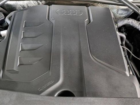 New 2025 Audi Q5 Premium Plus image 18