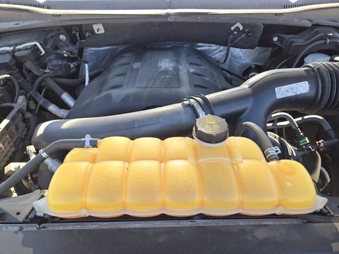 Used 2015 Ford F150 XLT w/ Equipment Group 302A Luxury image 29