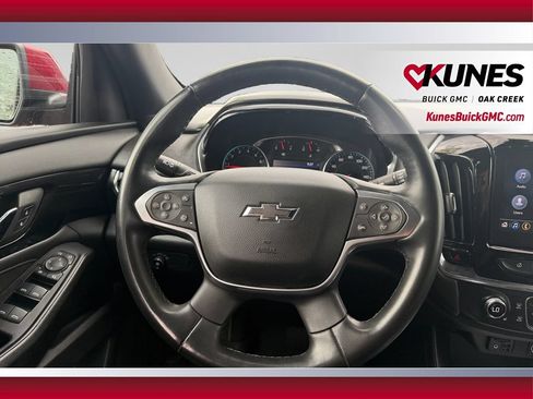 Used 2023 Chevrolet Traverse RS AWD/4WD image 14