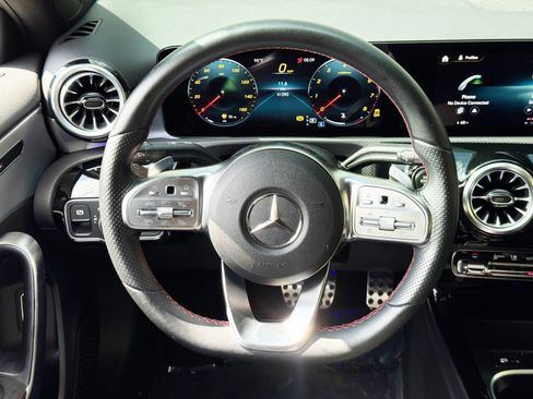 Used 2022 Mercedes-Benz A 220 w/ AMG Line image 18