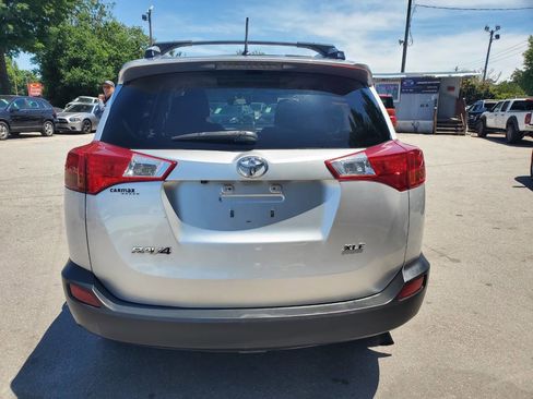 Used 2013 Toyota RAV4 XLE AWD/4WD image 6