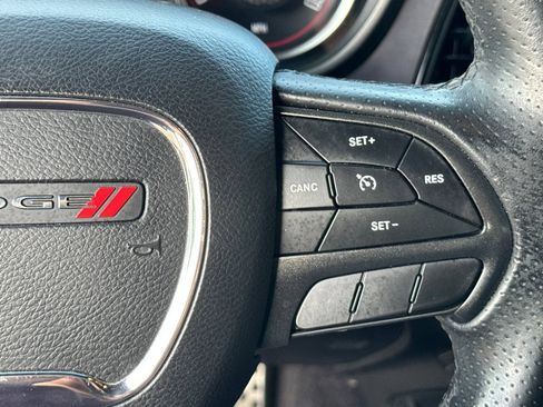 Used 2017 Dodge Challenger R/T RWD image 28