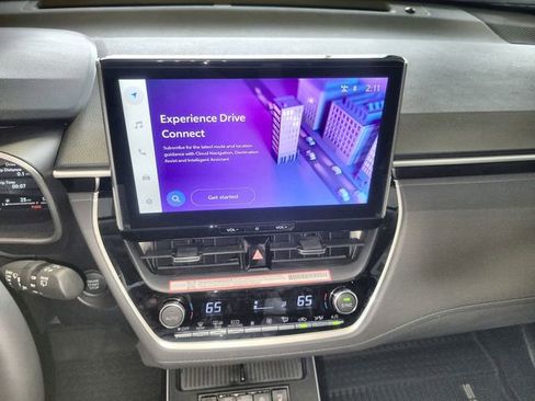 New 2026 Toyota Corolla Cross XLE image 18