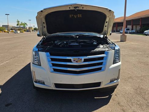 Used 2015 Cadillac Escalade ESV Premium AWD/4WD image 47