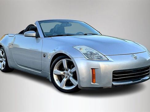 Used 2008 Nissan 350Z Touring image 1